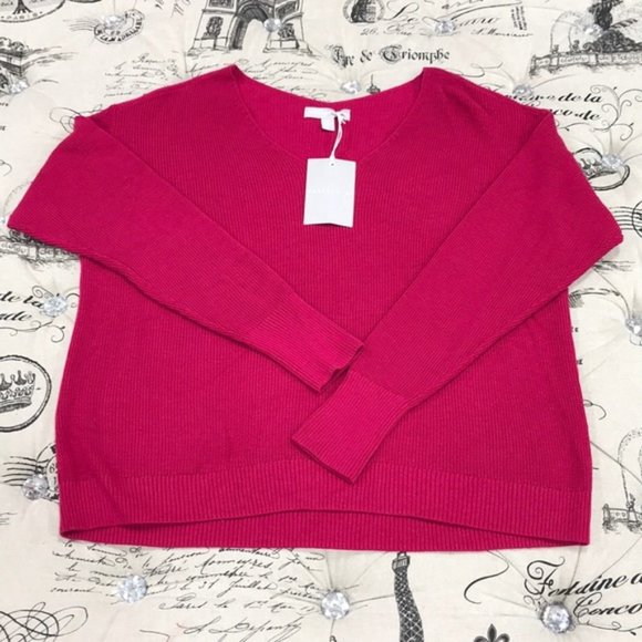 Chelsea28 V-Neck Pullover - Picture 3 of 7